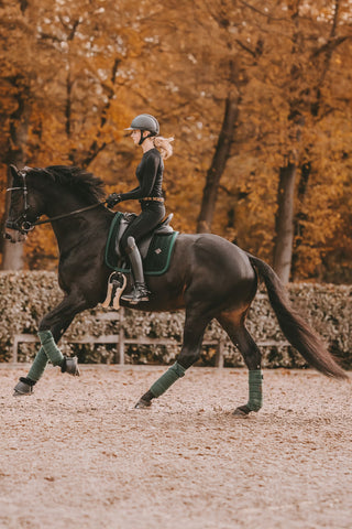 Tapis de selle Velvet Pearls Pine Green