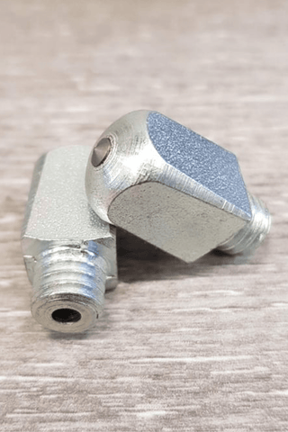 Grass Stud HQS1110