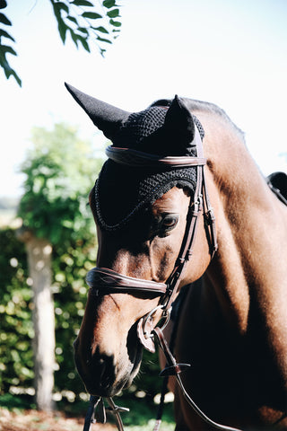 Stone & Pearl Lång Huva Svart