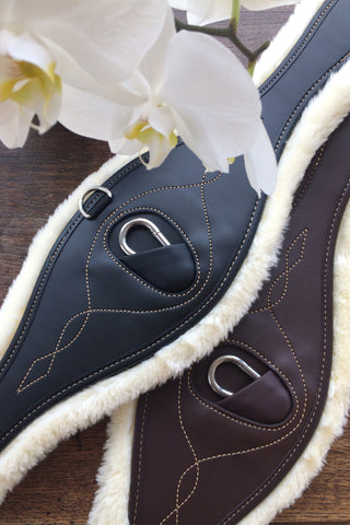 Anatomischer Lammfellgurt Schwarz